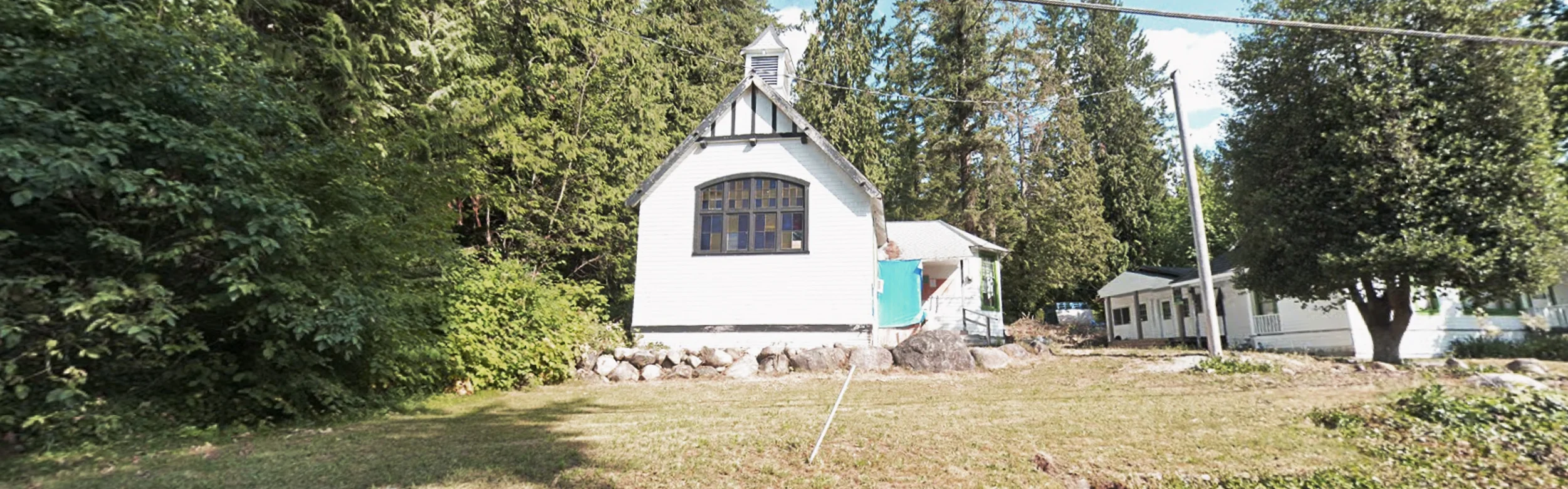 Exterior view of Jamia Riyadhul Jannah Maple Ridge building